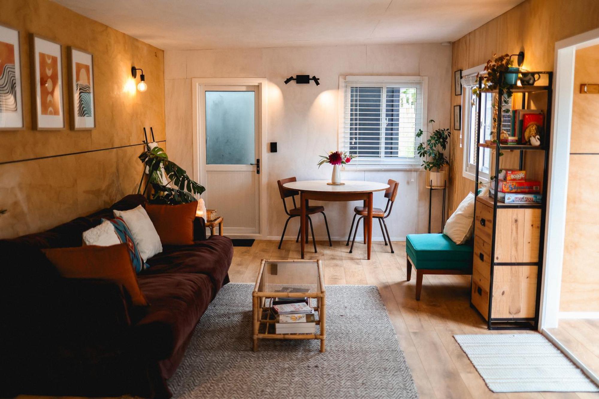 Kaitake Kabana - Unique, Off-Grid, Studio Retreat Oakura 외부 사진